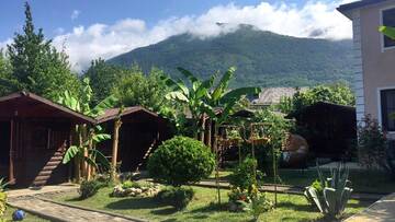 Комплексы для отдыха с коттеджами/бунгало Cottages in Gagra Гагра